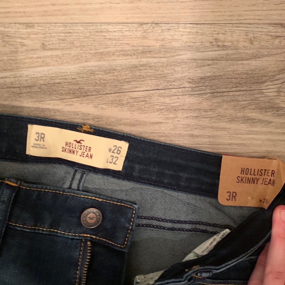 Brand New Hollister Skinny Jeans - w/Tags